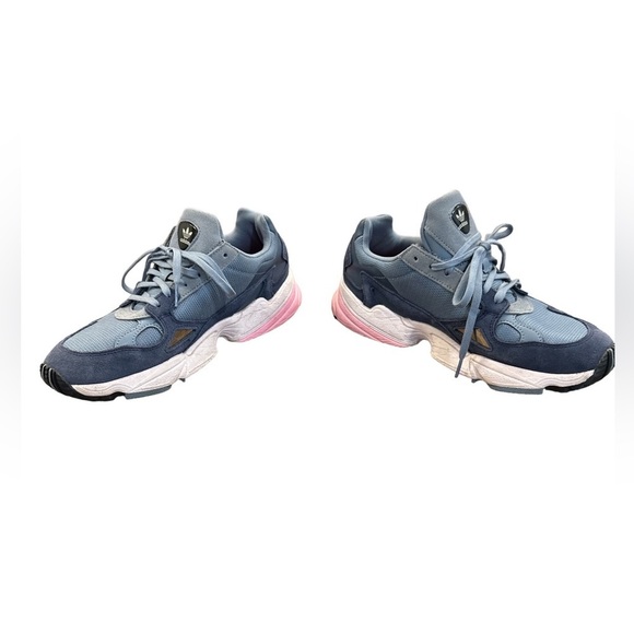 Adidas Women’s ‘Falcon’ Sneakers. Gray Size 9 Excellent Condition - Picture 4 of 7